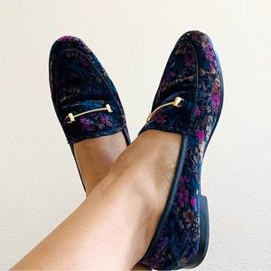 Pre-Loved SAM EDELMAN Blue Velvet Loafer Size 8.5